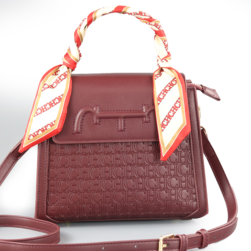 Bolso Bandolera CH para Mujer  - Monogrammed Handkerchief reseña y precio